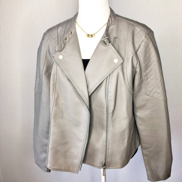 Jacket Moto By Baccini In Grey, Size: 1x